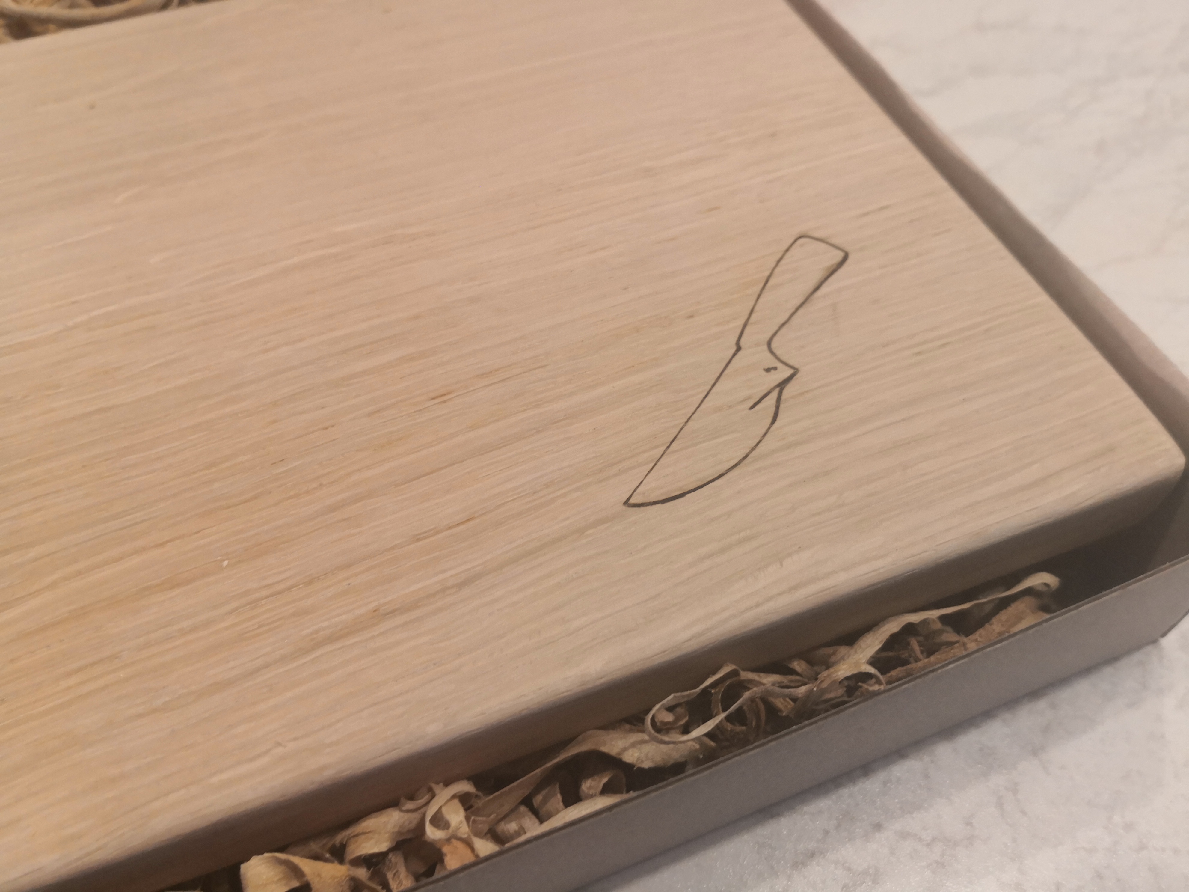 Kleine Gravur und Schriftzug (max. 100 mm x 100 mm) 